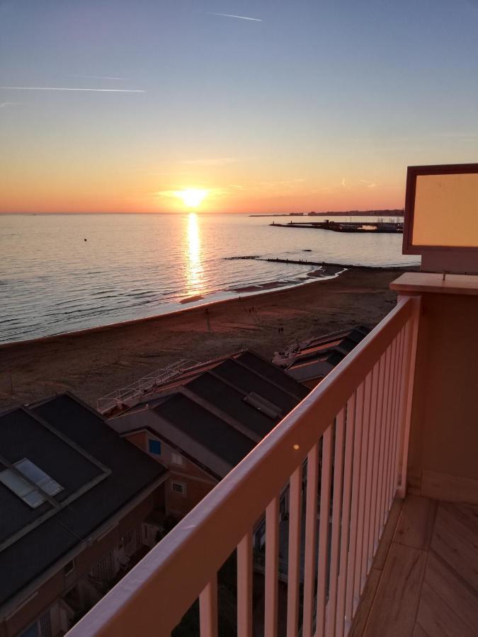 La Terrazza Sul Tirreno Leilighet Nettuno Eksteriør bilde